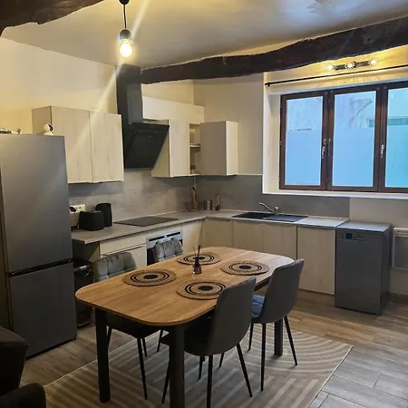 Freshly Renovated Apartment, Comfort And Charm * Montagnac
