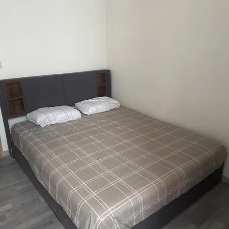 Apartman Freshly Renovated Apartment, Comfort And Charm Montagnac