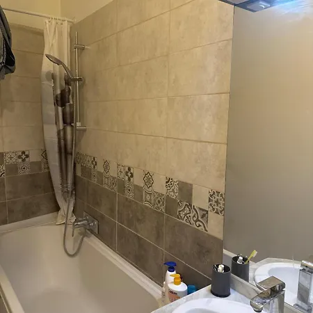 Freshly Renovated Apartment, Comfort And Charm Apartman Montagnac